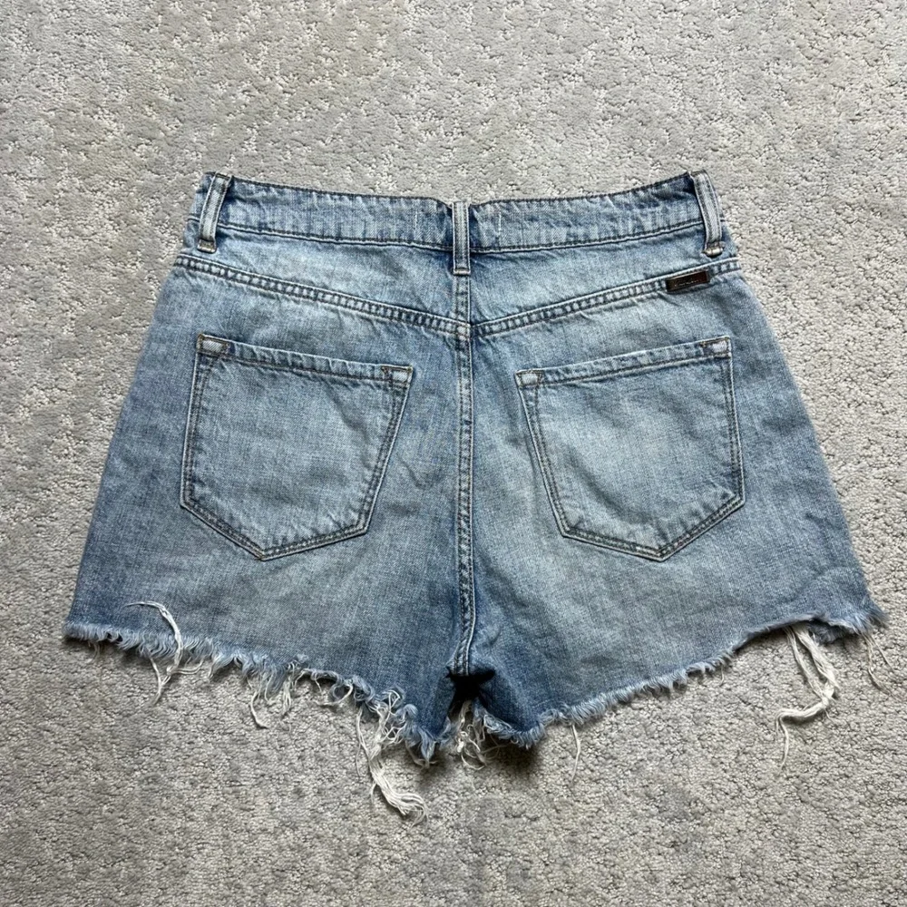 KanCan Jean Shorts Womens Medium Blue Light Wash‎ Denim High Rise Distressed Hem